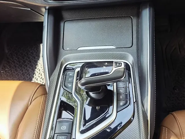 Used MG Gloster Savvy 7 STR 2.0 Twin Turbo 4WD in Mumbai