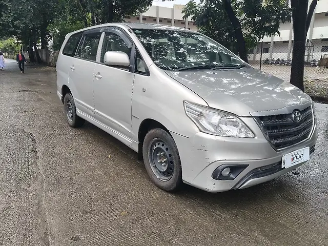 Used 2013 Toyota Innova in Pune