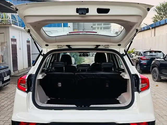 Used Mahindra XUV300 [2019-2024] W8 1.2 Petrol in Guwahati