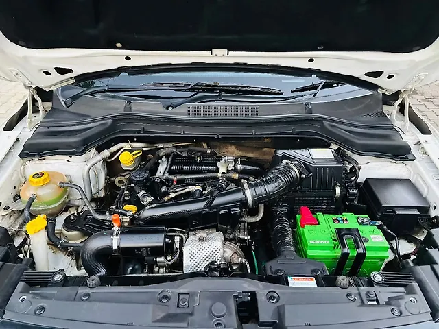 Used Mahindra XUV300 [2019-2024] W8 1.2 Petrol in Guwahati