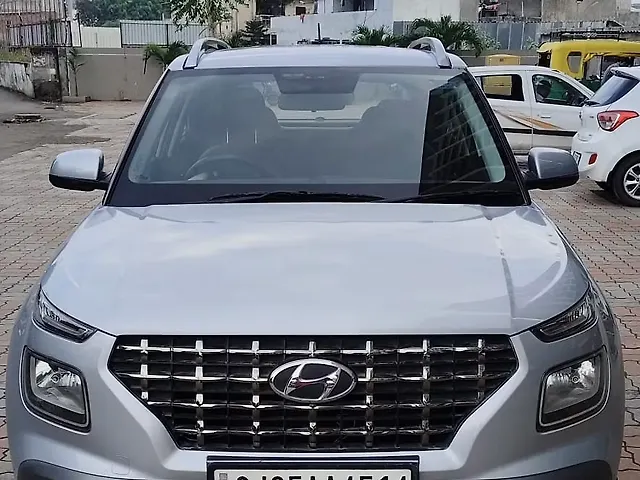 Used 2022 Hyundai Venue in Rajkot Used 2022 Hyundai Venue in Rajkot