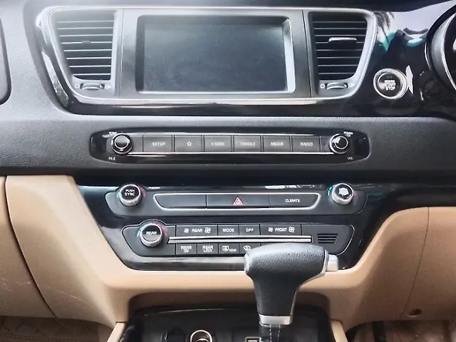 Used Kia Carnival [2020-2023] Prestige 7 STR in Delhi