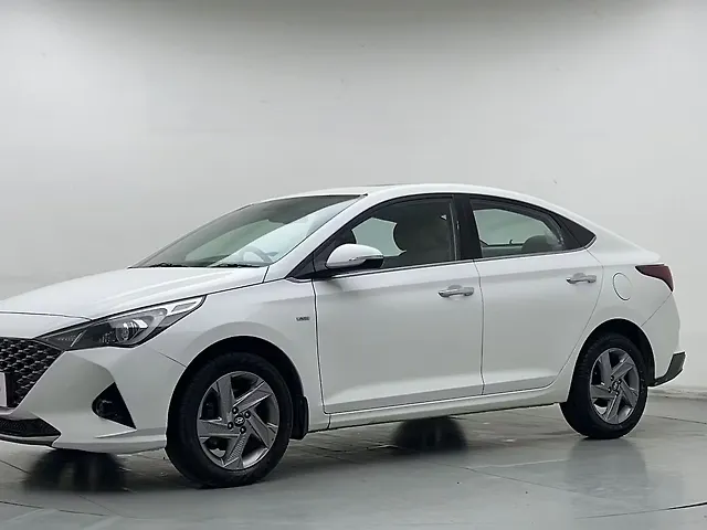 Used 2022 Hyundai Verna in Delhi