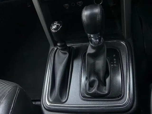 Used Mahindra Thar [2020-2025] LX Hard Top Petrol AT 4WD in Delhi