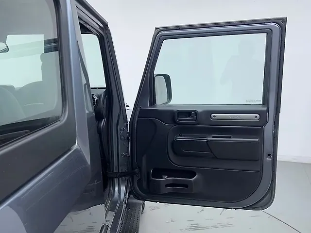 Used Mahindra Thar [2020-2025] LX Hard Top Petrol AT 4WD in Delhi