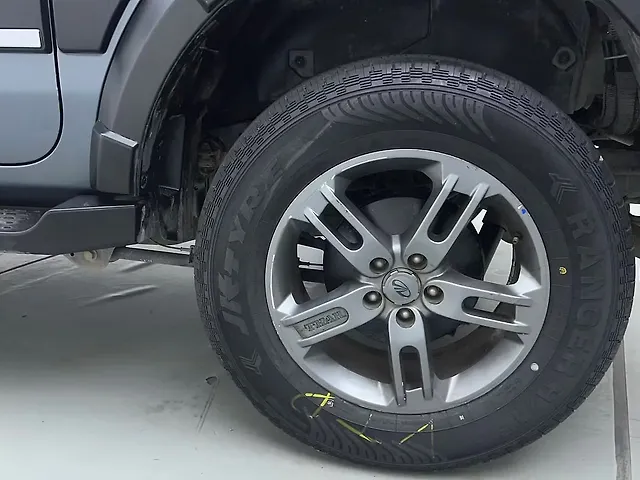 Used Mahindra Thar [2020-2025] LX Hard Top Petrol AT 4WD in Delhi