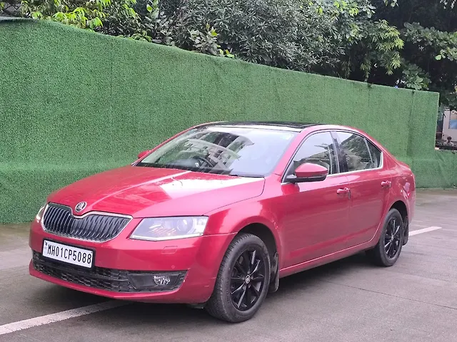 Used 2017 Skoda Octavia in Mumbai