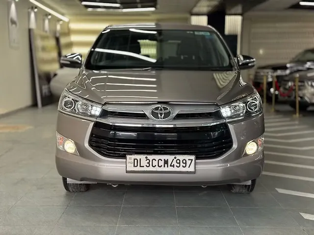 Used 2017 Toyota Innova Crysta in Delhi