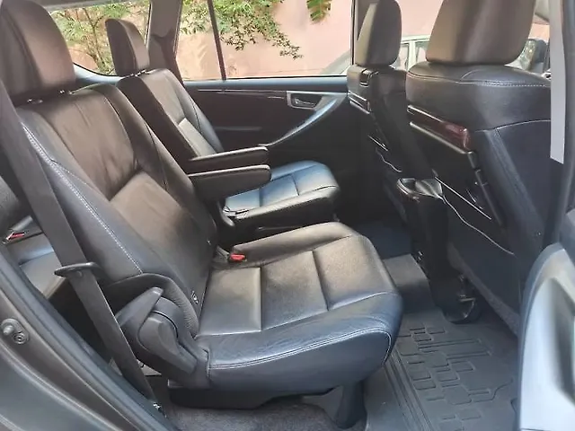 Used Toyota Innova Crysta [2016-2020] 2.4 ZX 7 STR [2016-2020] in Bangalore