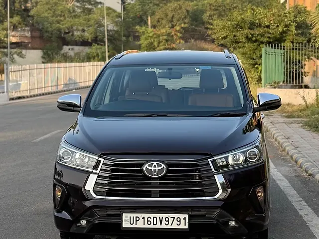Used 2023 Toyota Innova Crysta in Delhi