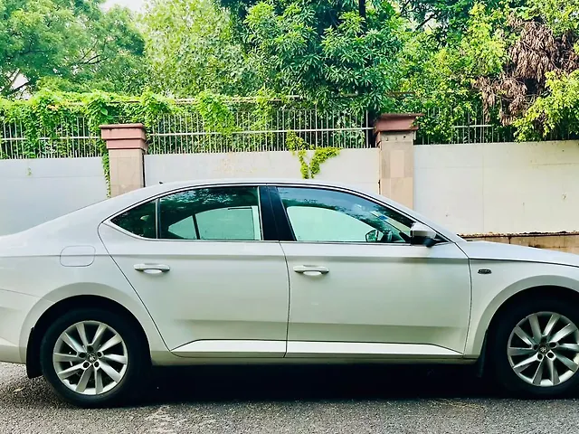 Used Skoda Superb [2016-2020] L&K TSI AT in Delhi