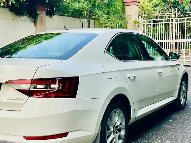 Used Skoda Superb [2016-2020] L&K TSI AT in Delhi