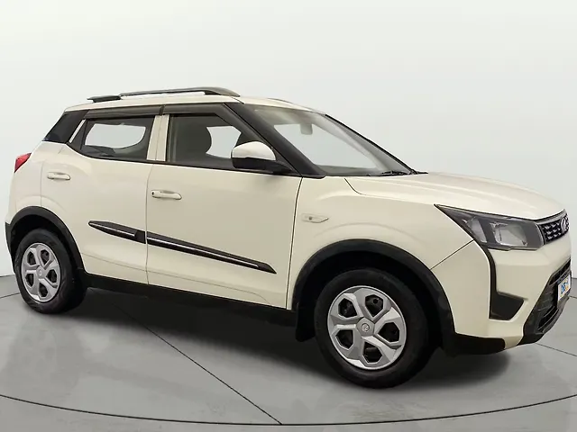 Used 2020 Mahindra XUV300 in Delhi Used 2020 Mahindra XUV300 in Delhi