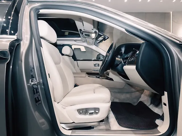 Used Rolls-Royce Ghost Series II EWB [2015-2020] in Kolkata