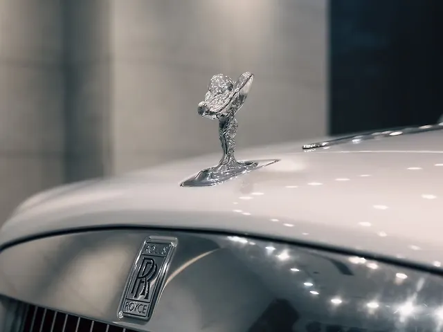 Used Rolls-Royce Ghost Series II EWB [2015-2020] in Kolkata