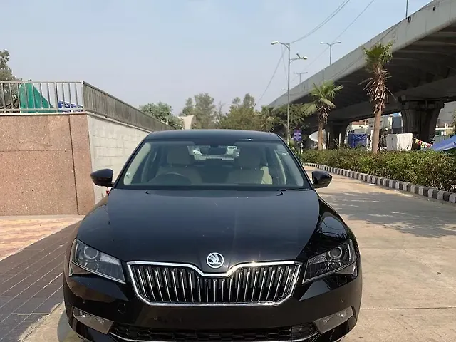 Used 2017 Skoda Superb in Delhi Used 2017 Skoda Superb in Delhi