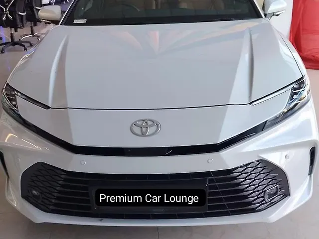 Used 2025 Toyota Camry in Indore
