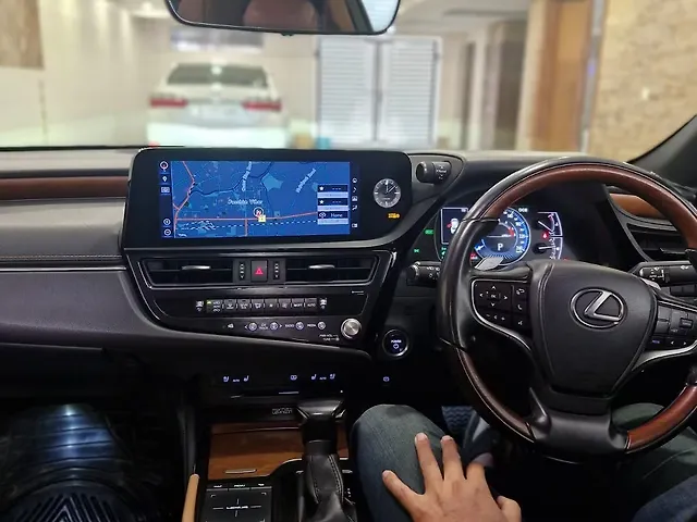 Used Lexus Old Generation ES 2018 300h Luxury in Meerut Used Lexus Old Generation ES 2018 300h Luxury in Meerut