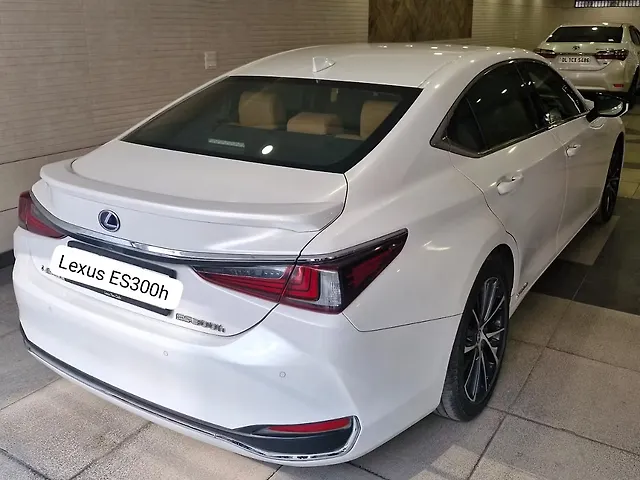 Used Lexus Old Generation ES 2018 300h Luxury in Meerut Used Lexus Old Generation ES 2018 300h Luxury in Meerut