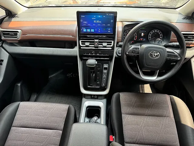 Used Toyota Innova Hycross GX (O) Petrol Automatic (CVT) 7 STR in Chennai Used Toyota Innova Hycross GX (O) Petrol Automatic (CVT) 7 STR in Chennai