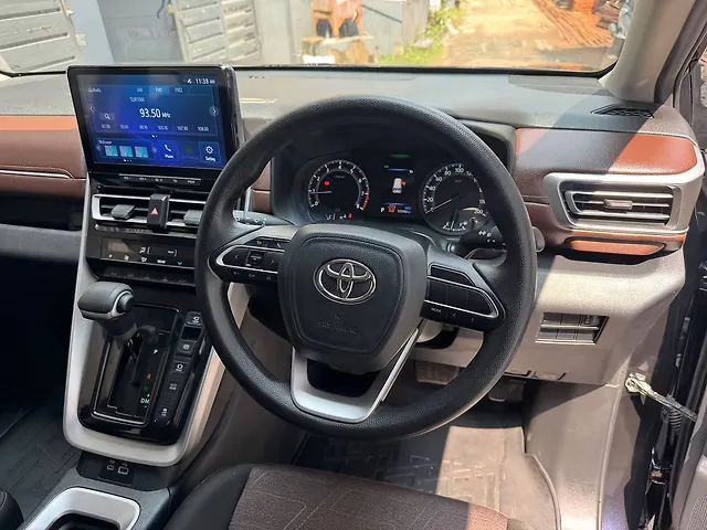 Used Toyota Innova Hycross GX (O) Petrol Automatic (CVT) 7 STR in Chennai Used Toyota Innova Hycross GX (O) Petrol Automatic (CVT) 7 STR in Chennai