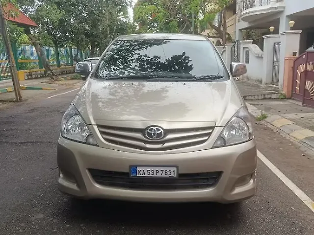Used 2011 Toyota Innova in Bangalore