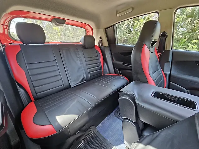 Used Mahindra KUV100 NXT K8 6 STR Dual Tone [2017-2020] in Mumbai