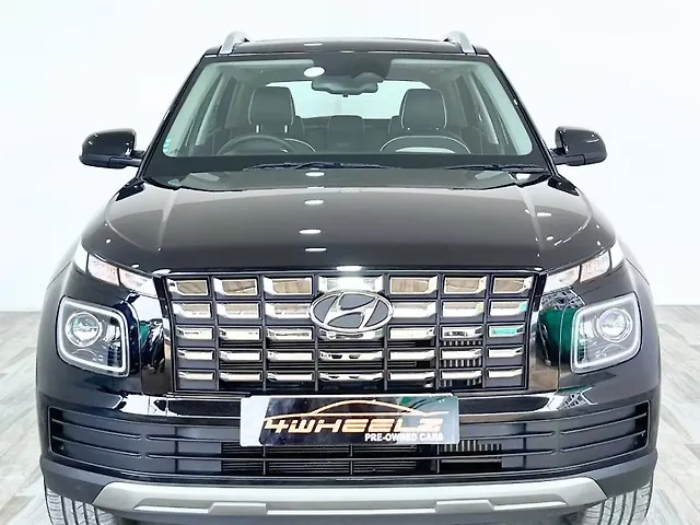 Used 2023 Hyundai Venue in Hyderabad Used 2023 Hyundai Venue in Hyderabad