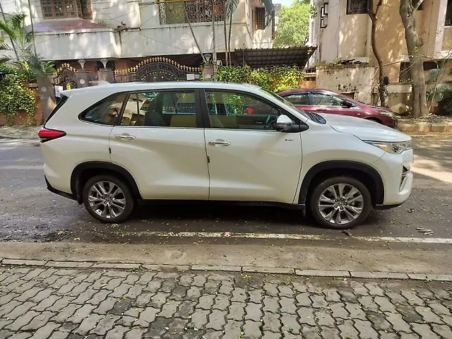 Used Toyota Innova Hycross ZX (O) Hybrid (Electric + Petrol) Automatic (e-CVT) 7 STR in Chennai
