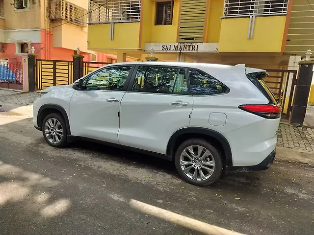 Used Toyota Innova Hycross ZX (O) Hybrid (Electric + Petrol) Automatic (e-CVT) 7 STR in Chennai