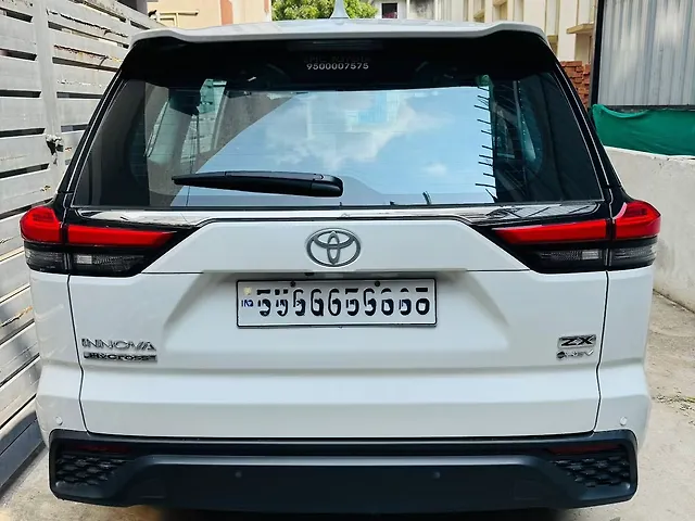 Used Toyota Innova Hycross ZX (O) Hybrid (Electric + Petrol) Automatic (e-CVT) 7 STR in Chennai