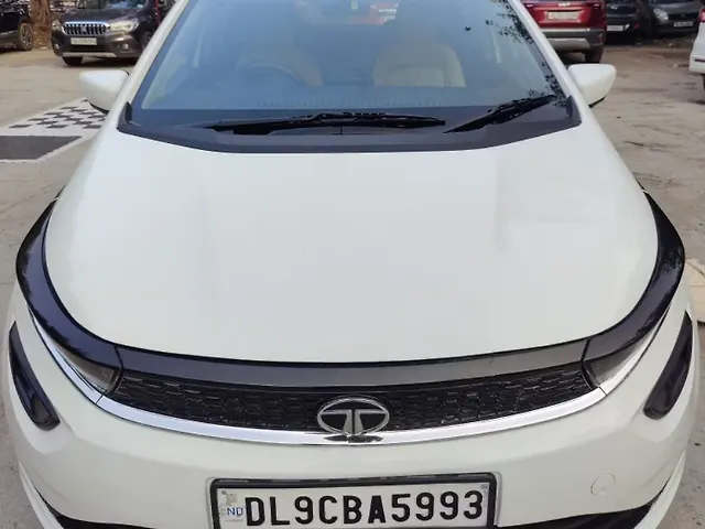Used 2023 Tata Altroz in Delhi