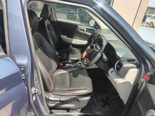 Used Hyundai Venue [2022-2023] SX 1.2 Petrol in Hyderabad