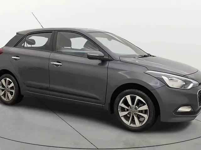Used 2015 Hyundai Elite i20 in Pune
