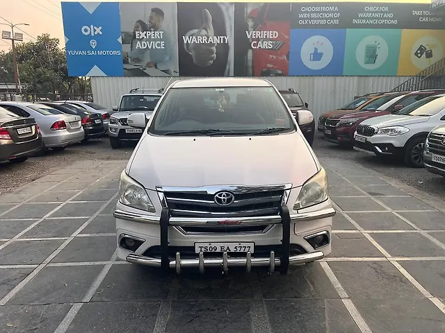 Used 2014 Toyota Innova in Hyderabad