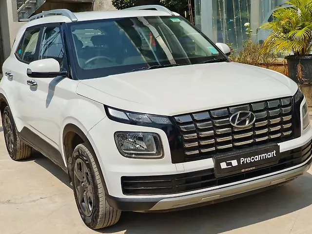 Used 2022 Hyundai Venue in Bangalore