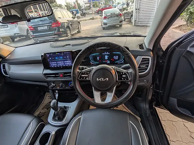 Used Kia Old Generation Seltos 2024 HTE 1.5 Diesel MT in Lucknow