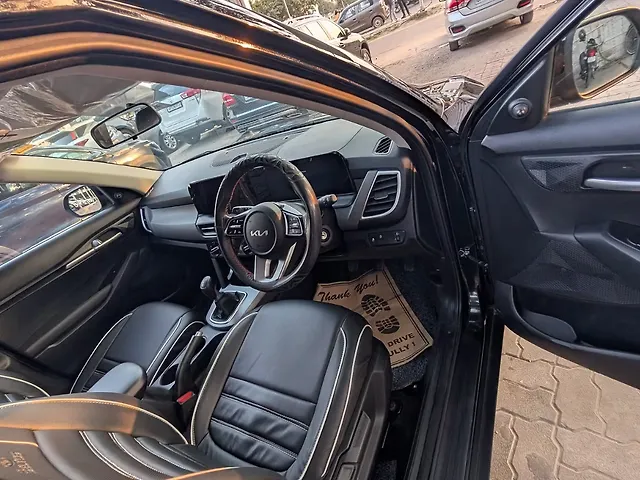 Used Kia Old Generation Seltos 2024 HTE 1.5 Diesel MT in Lucknow