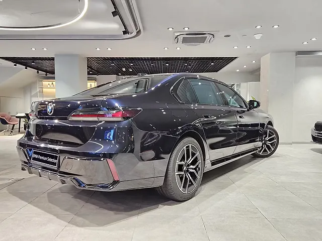 Used BMW 7 Series 740i M Sport in Mumbai