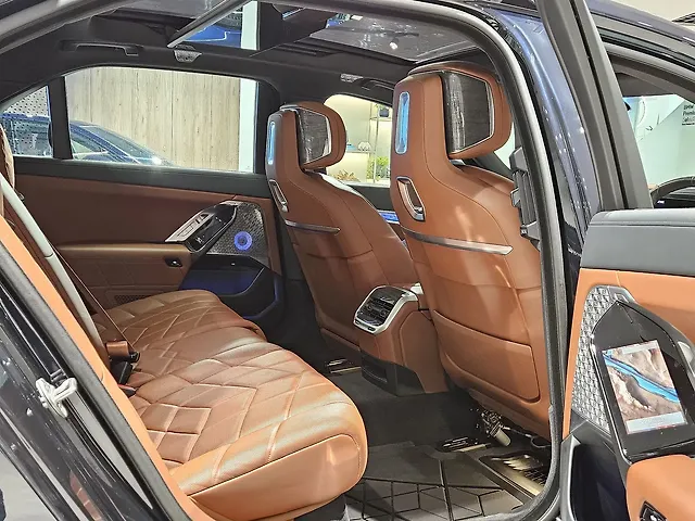 Used BMW 7 Series 740i M Sport in Mumbai