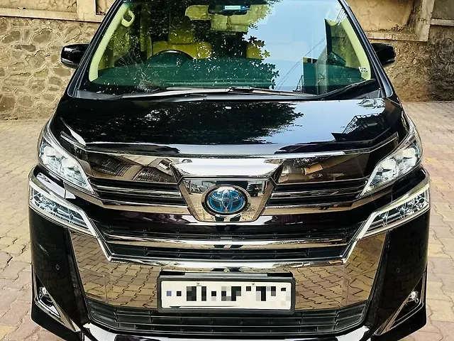 Used 2022 Toyota Vellfire in Pune