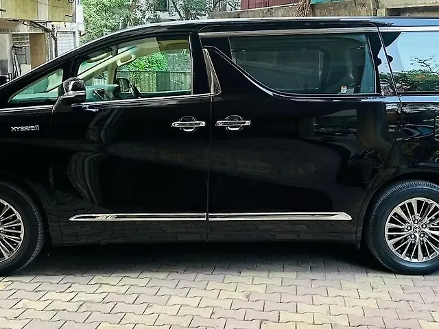 Used Toyota Vellfire [2020-2023] Hybrid in Pune