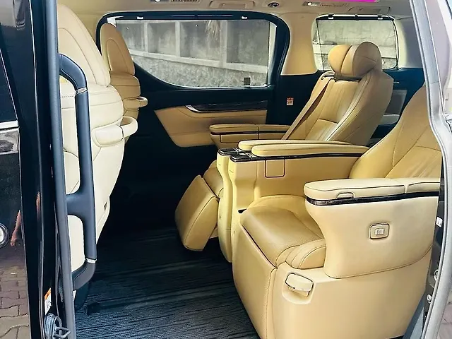 Used Toyota Vellfire [2020-2023] Hybrid in Pune
