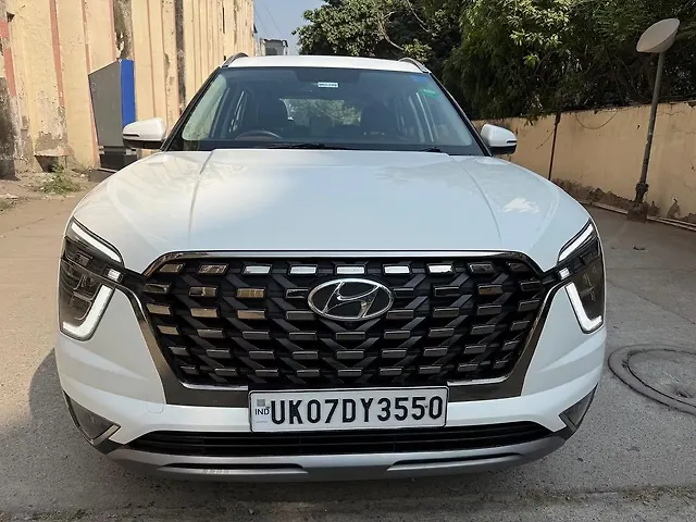 Used 2021 Hyundai Alcazar in Delhi