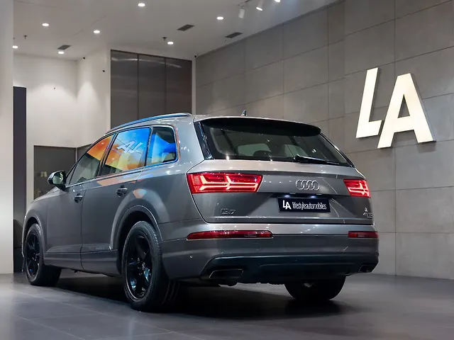 Used Audi Q7 [2015-2020] 45 TDI Technology Pack in Kolkata