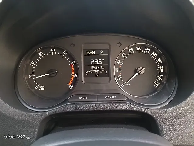 Used Skoda Rapid Style 1.6 MPI AT in Mumbai