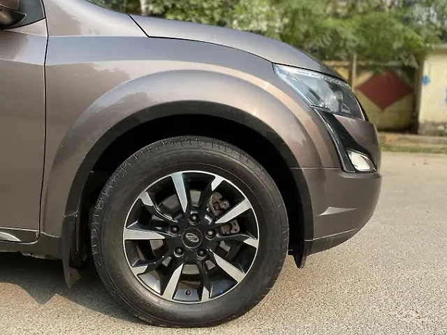 Used Mahindra XUV500 W11 in Delhi