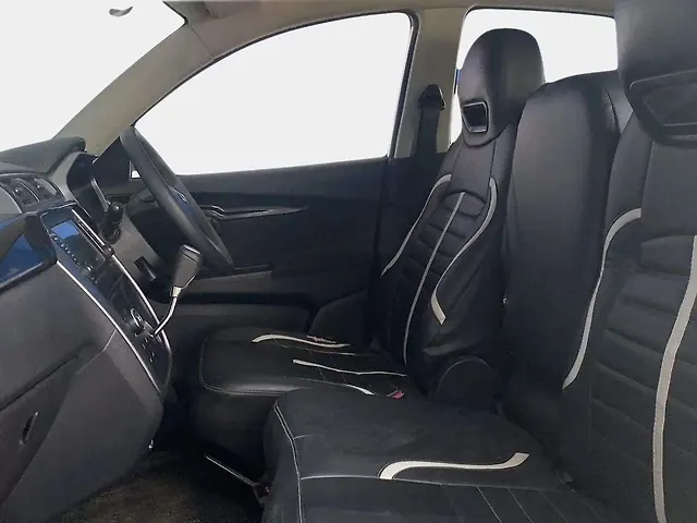 Used Mahindra KUV100 NXT K8 6 STR Dual Tone [2017-2020] in Jaipur