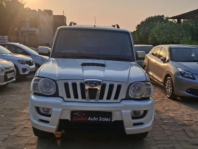 Used 2013 Mahindra Scorpio in Lucknow