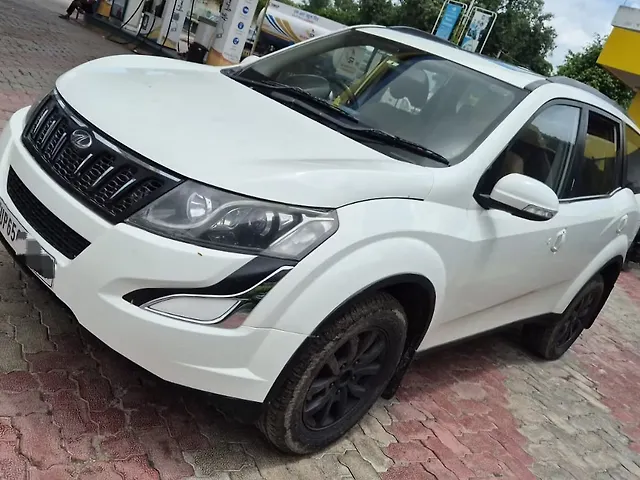 Used Mahindra XUV500 [2015-2018] W10 AWD in Kanpur
